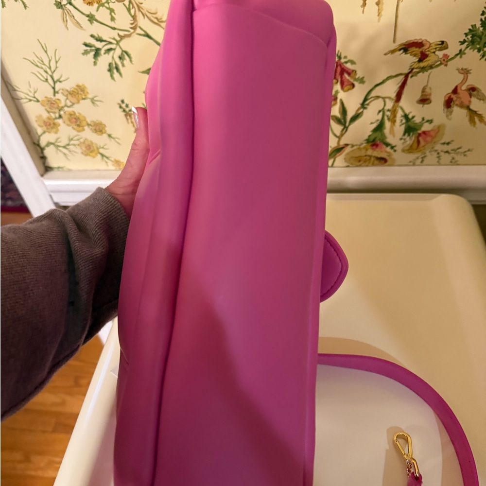 Jacquemus Vibrant Pink Le Bambimou Crossbody Bag - Picture 10 of 11